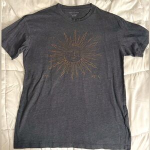 American Eagle Graphic Tee